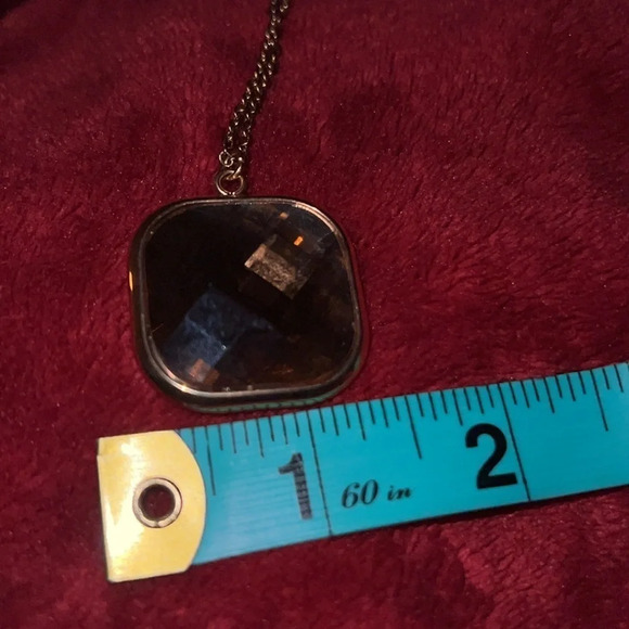 Vintage style Mother  of Pearl Smoky Square Pendant Necklace - Picture 8 of 12